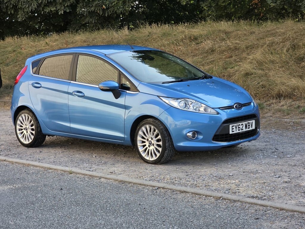 Ford Fiesta 1.4L Titanium EY62WBV Blue #4