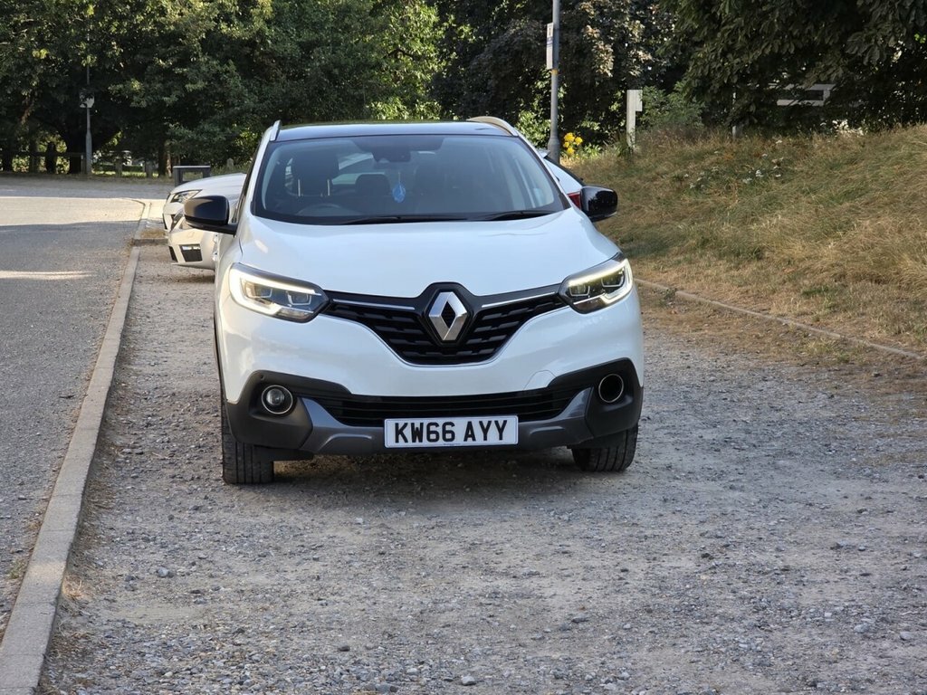 Renault Kadjar 1.2L Signature S Nav KW66AYY White #4