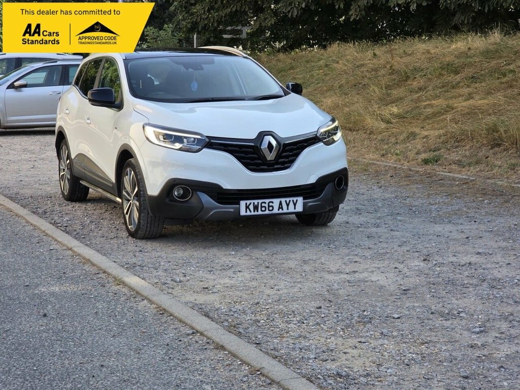 Renault Kadjar 1.2L Signature S Nav KW66AYY White #3