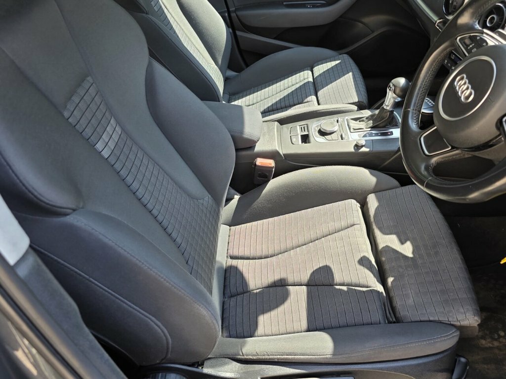 Audi A3 1.6 Tdi Ultra 110 Se Technik Black #69