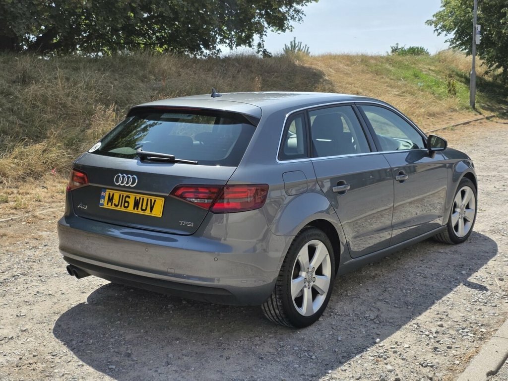 Audi A3 1.6 Tdi Ultra 110 Se Technik Black #87