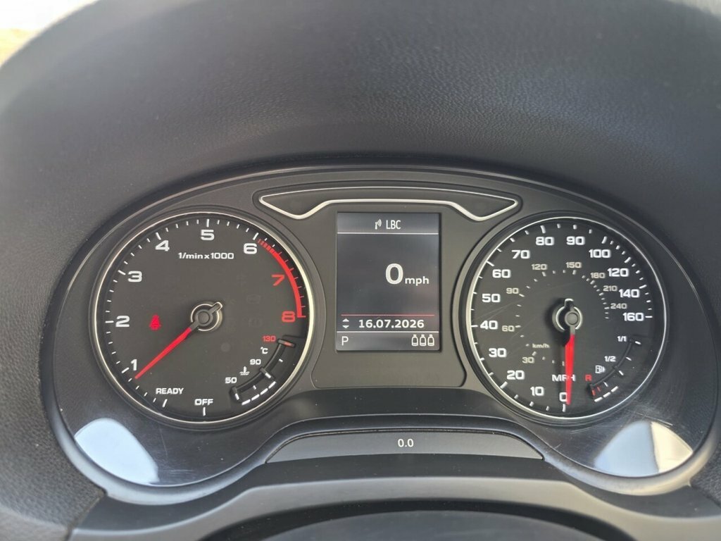 Audi A3 1.6 Tdi Ultra 110 Se Technik Black #63