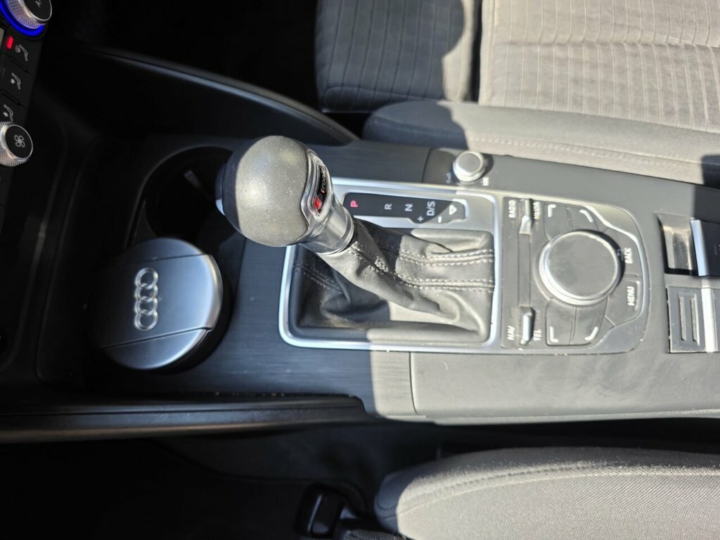 Audi A3 1.6 Tdi Ultra 110 Se Technik Black #86