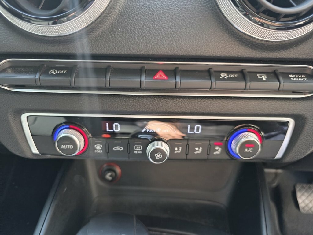 Audi A3 1.6 Tdi Ultra 110 Se Technik Black #62