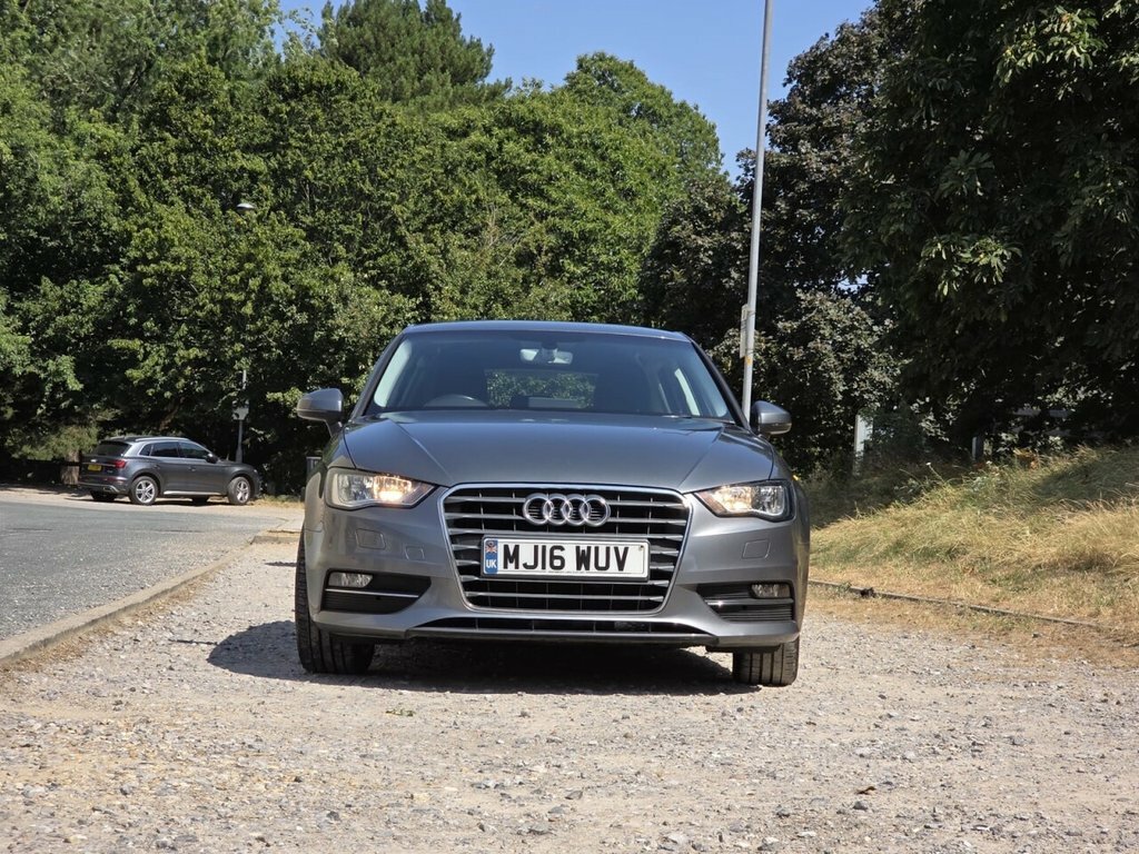 Audi A3 1.6 Tdi Ultra 110 Se Technik Black #15