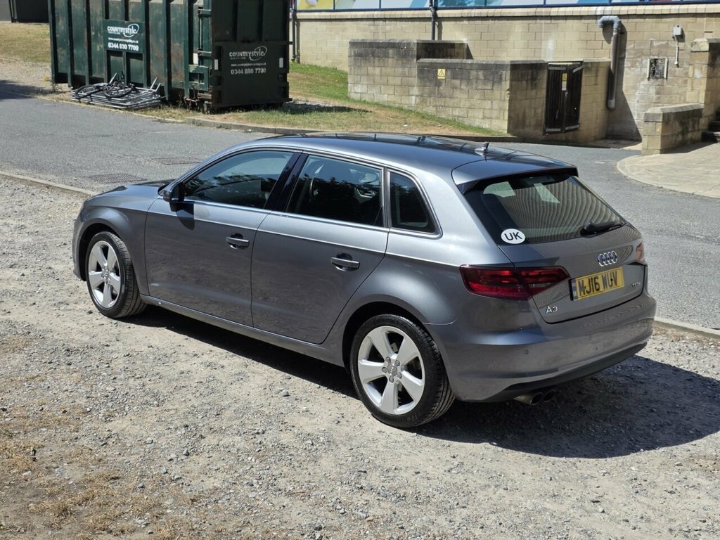 Audi A3 1.6 Tdi Ultra 110 Se Technik Black #14