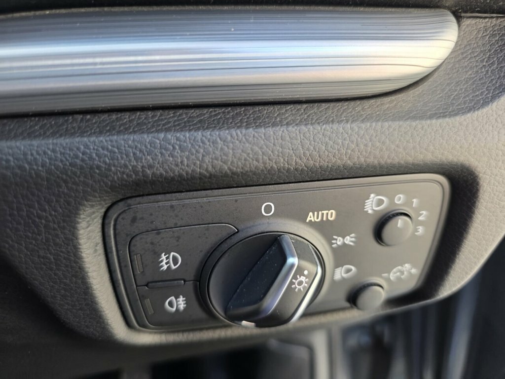 Audi A3 1.6 Tdi Ultra 110 Se Technik Black #60
