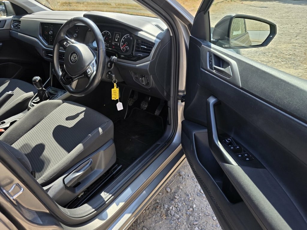 Volkswagen Polo Blue #79
