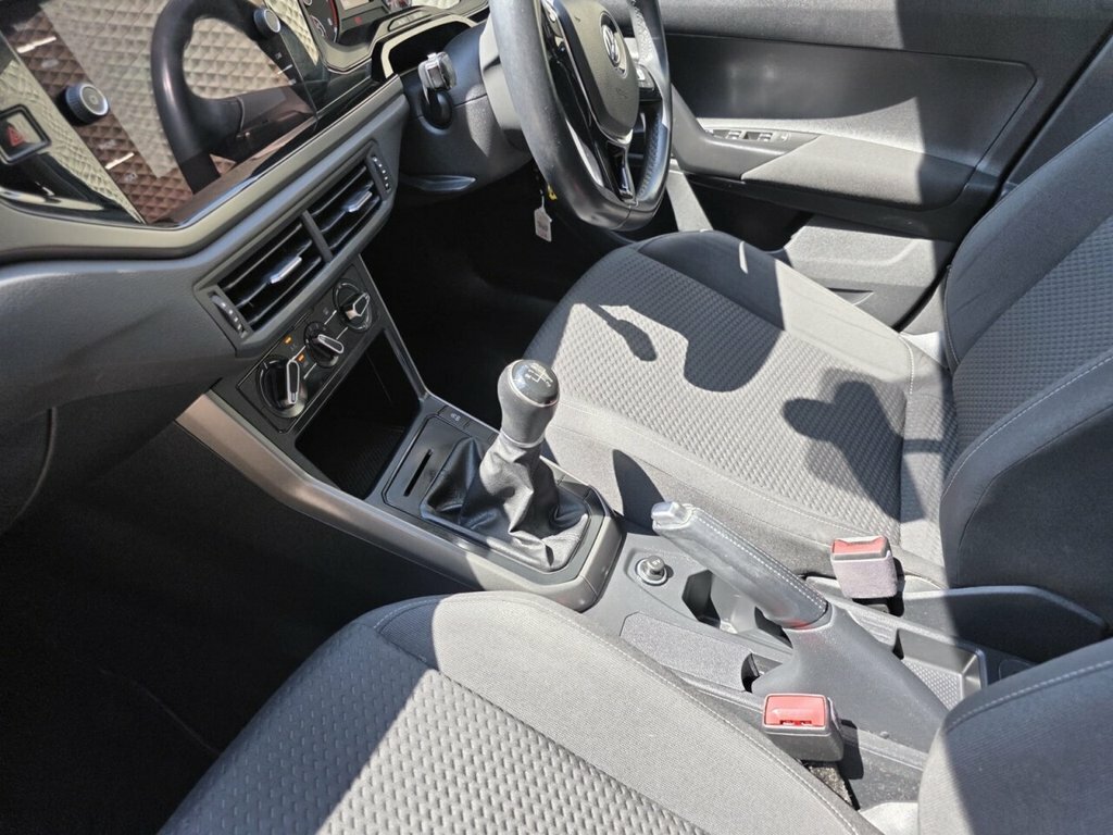 Volkswagen Polo Blue #18