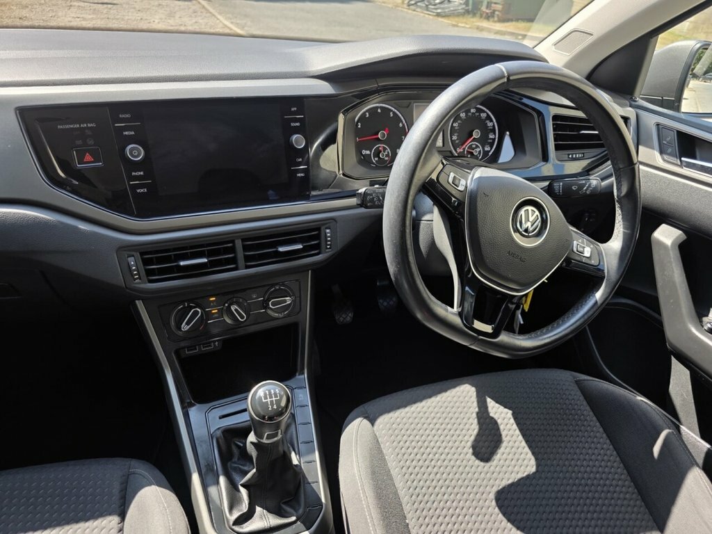 Volkswagen Polo Blue #44