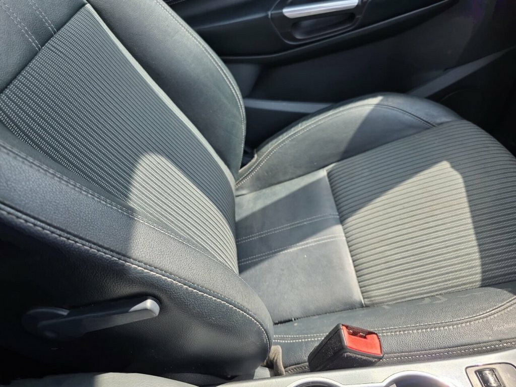 Ford Grand C-Max C-max 1.6 Blue #42