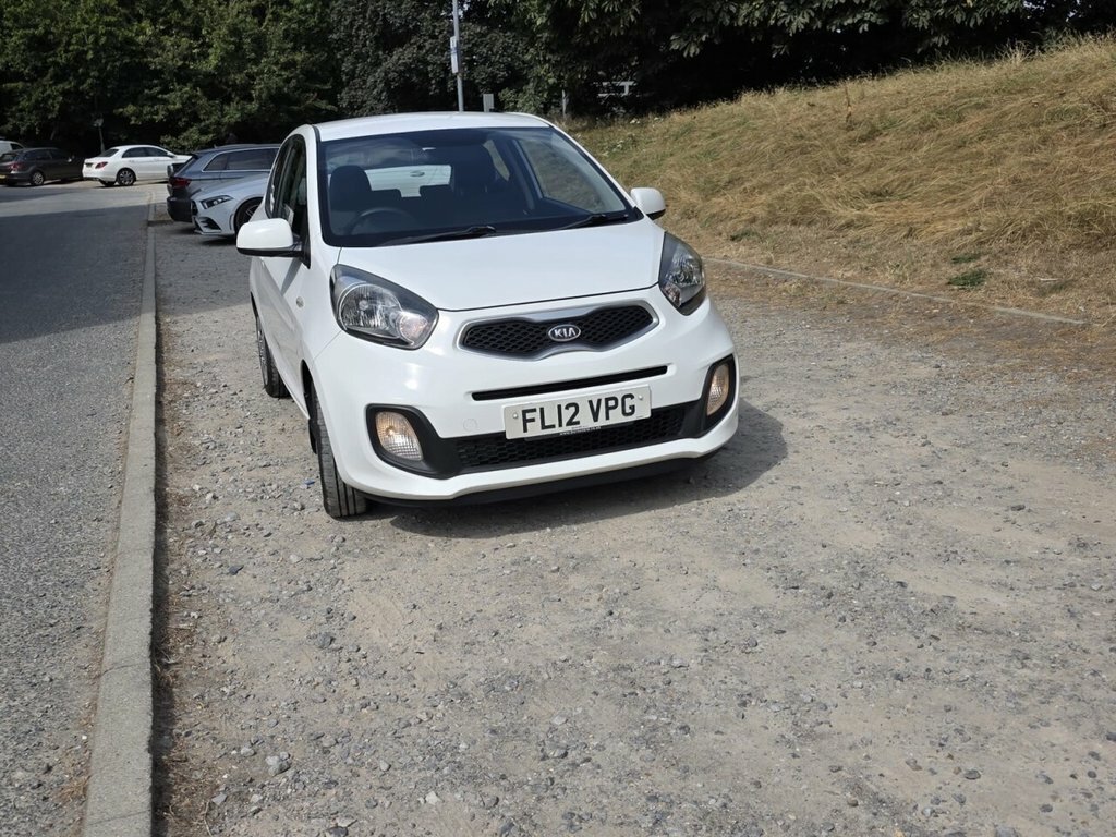Kia Picanto 1L Air White #4