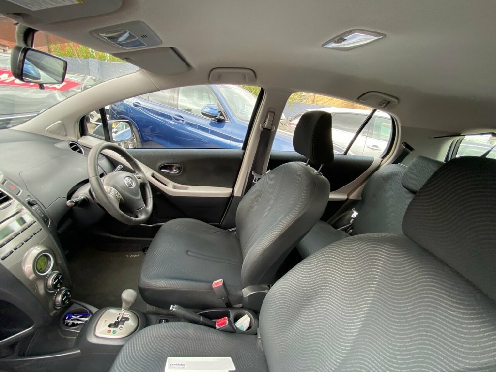 Toyota Yaris Hatchback Red #77