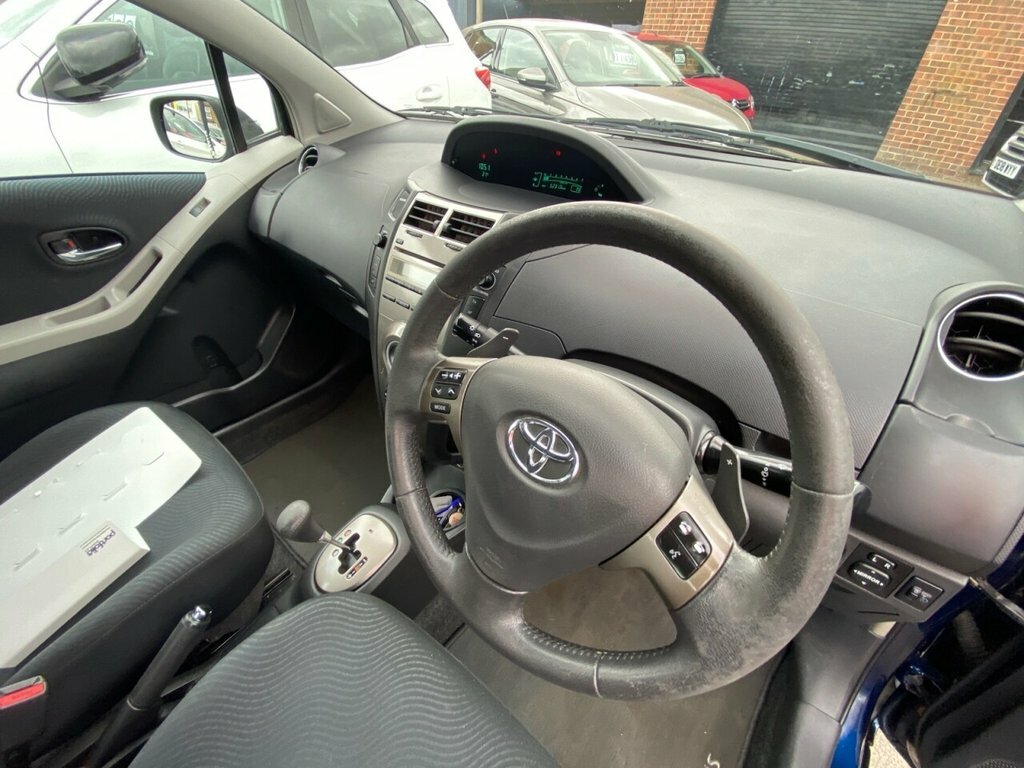 Toyota Yaris Hatchback Red #29