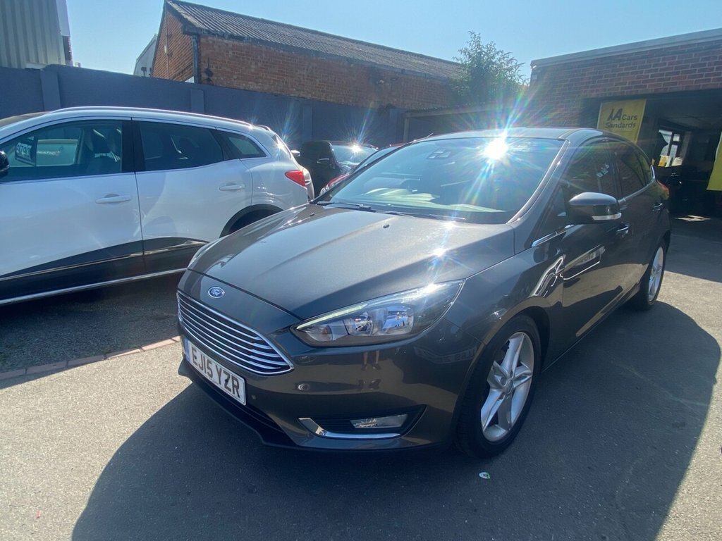 Ford Focus 1.6L Titanium Grey #3