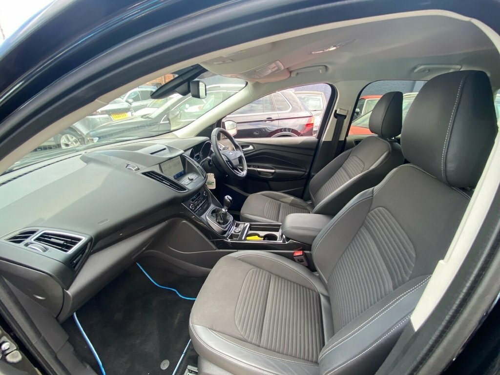 Ford Kuga 1.5L Titanium Black #6