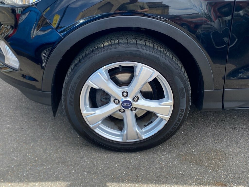 Ford Kuga 1.5L Titanium Black #4