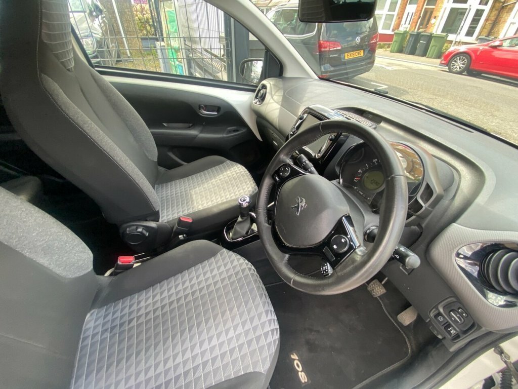 Peugeot 108 Allure White #34