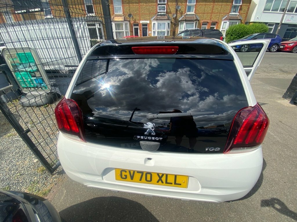 Peugeot 108 Allure White #15