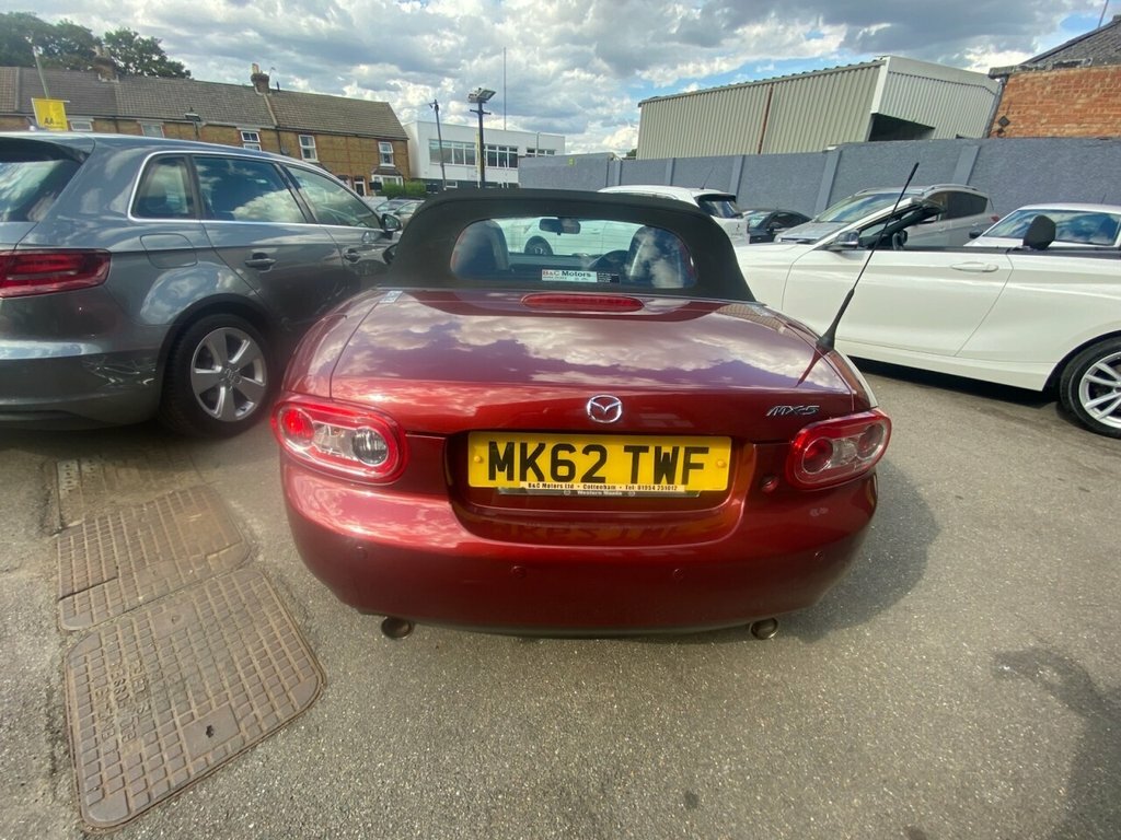 Mazda MX-5 2L Sport Tech Red #5