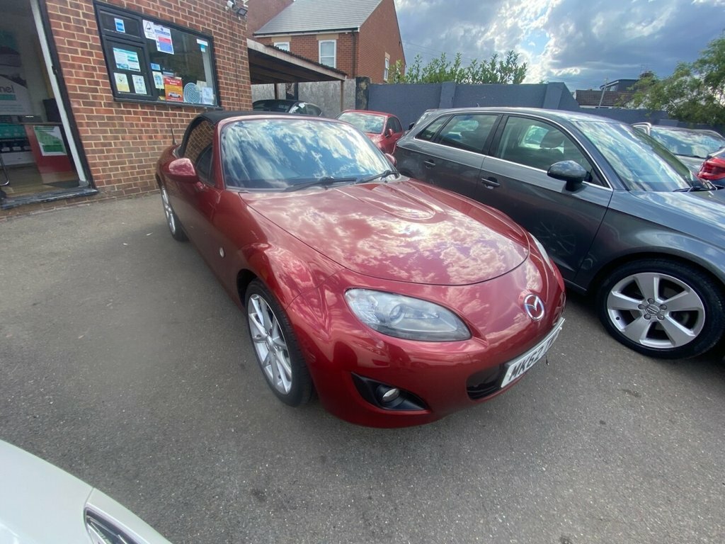 Mazda MX-5 2L Sport Tech Red