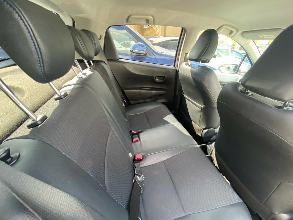 Toyota Yaris Vvt-h Excel Hatchback Red #46