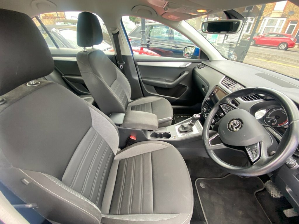 Skoda Octavia 1.4 Se Tsi 148 Bhp Blue #38