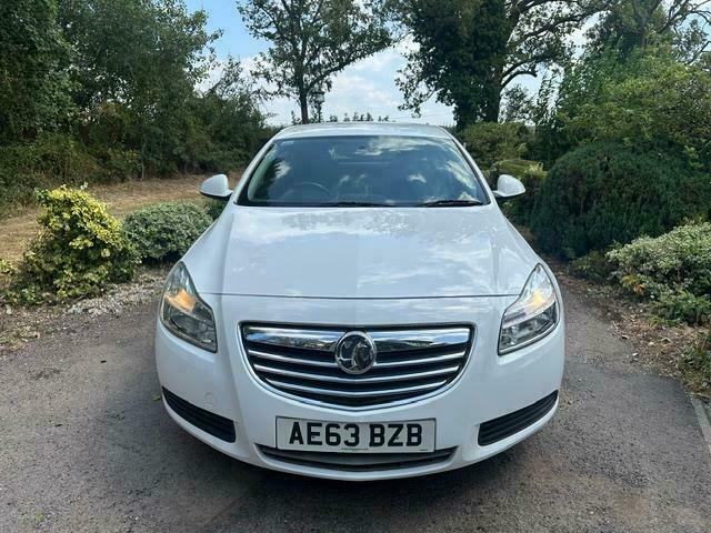 Vauxhall Insignia Tech Line S S White #3