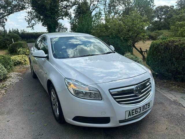Vauxhall Insignia Tech Line S S White #4