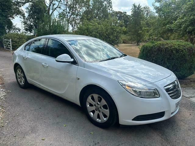 Vauxhall Insignia Tech Line S S White #5