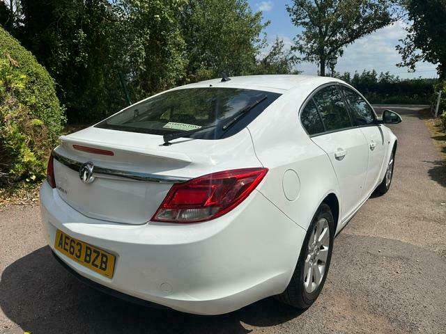Vauxhall Insignia Tech Line S S White #6