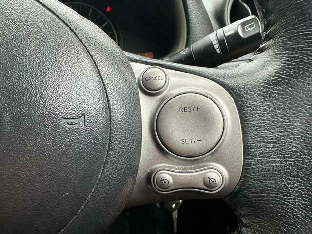 Nissan Micra Acenta Beige #15