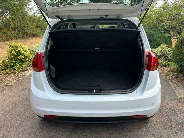 Kia Venga 1.4 Ecodynamics 2 Euro 5 Ss Silver #11
