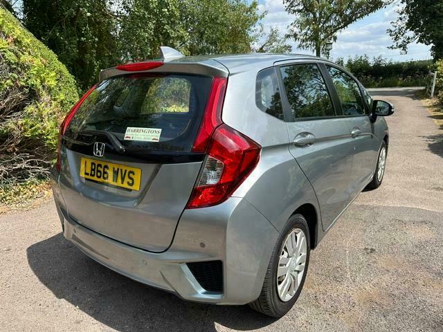 Honda Jazz I-vtec S Silver #6