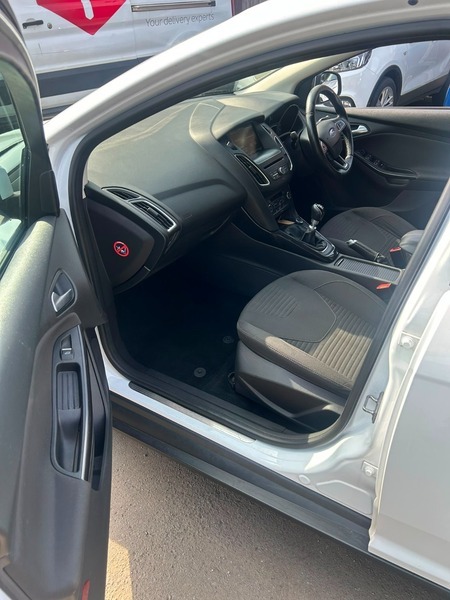 Ford Focus Estate 1.0T Ecoboost Zetec Estate Manua Blue #11