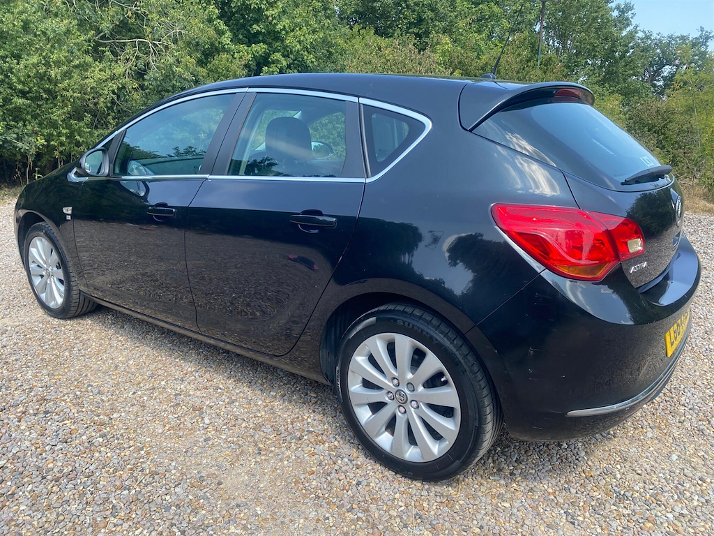 Vauxhall Astra 1.4 16V Excite Euro 5 LG64HEU Black #5