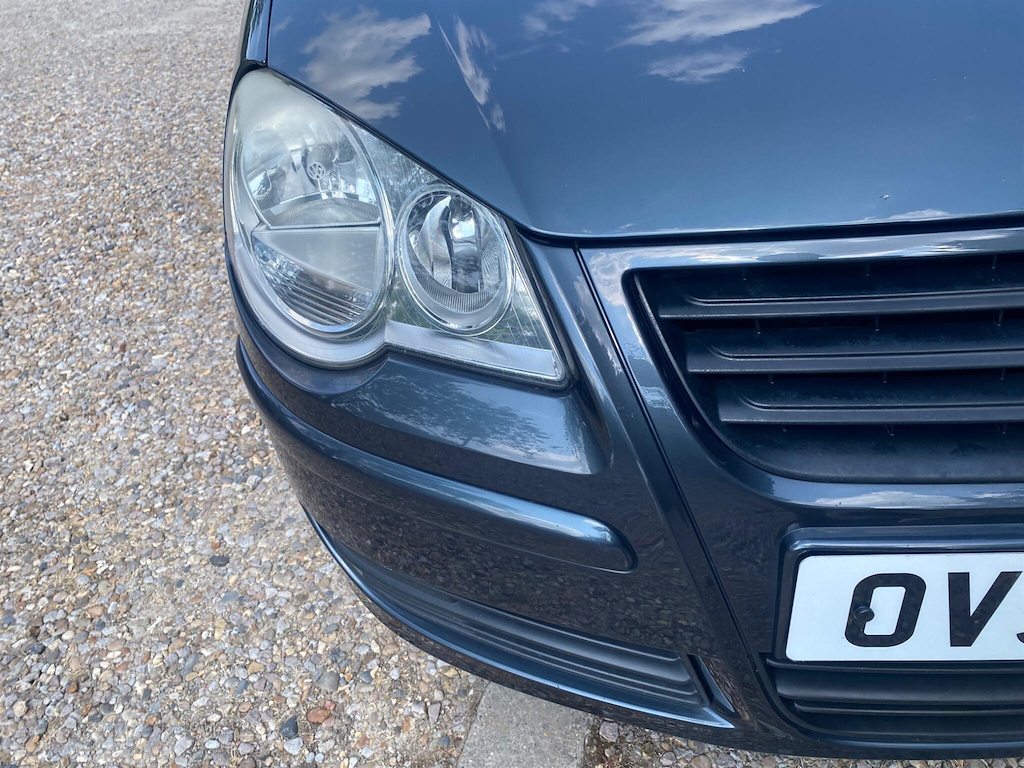 Volkswagen Polo Hatchback Black #11