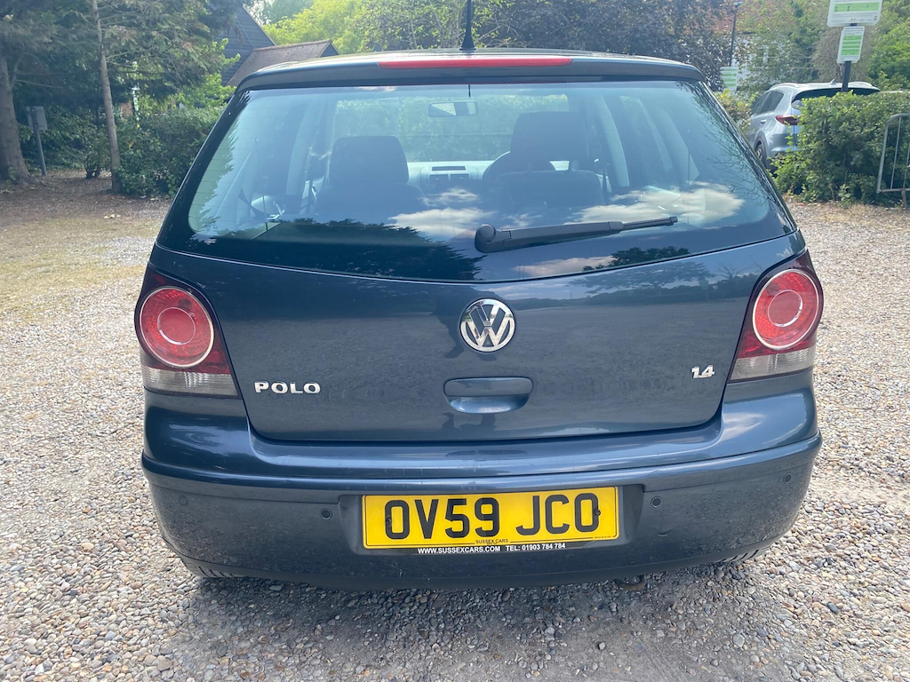 Volkswagen Polo Hatchback Black #6
