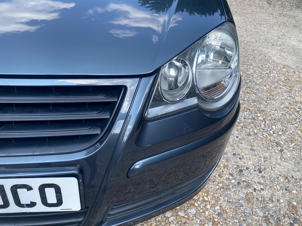 Volkswagen Polo Hatchback Black #12