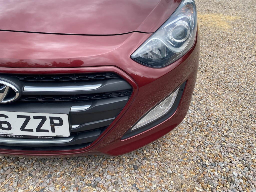 Hyundai I30 1.6 Crdi Blue Drive Se Black #10