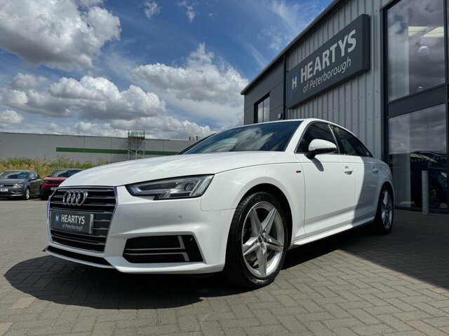 Audi A4 Tfsi S Line Saloon RV67RVA White #3