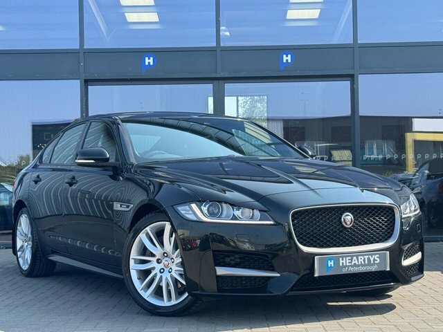 Jaguar XF R-sport Saloon Black