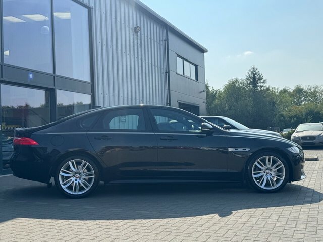 Jaguar XF R-sport Saloon Black #6