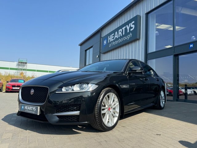 Jaguar XF R-sport Saloon Black #3