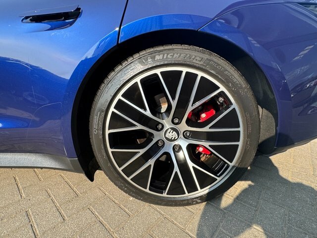 Porsche Taycan Saloon 4S White #14