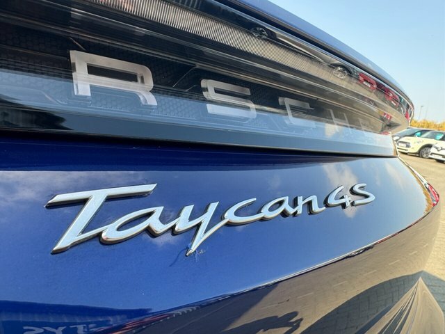 Porsche Taycan Saloon 4S White #19