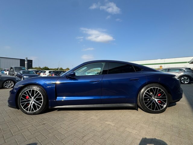 Porsche Taycan Plus 93.4Kwh 4S Saloon Blue #6