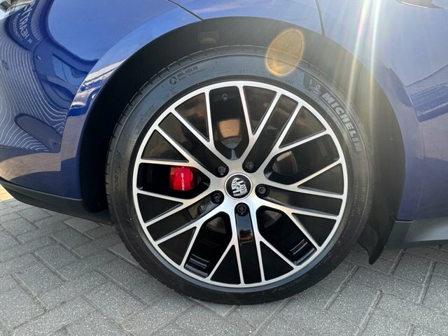 Porsche Taycan Saloon 4S White #17