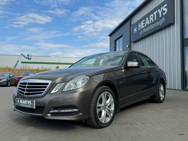 Mercedes-Benz E Class E250 Cdi Blueefficiency Avantgarde Grey #3
