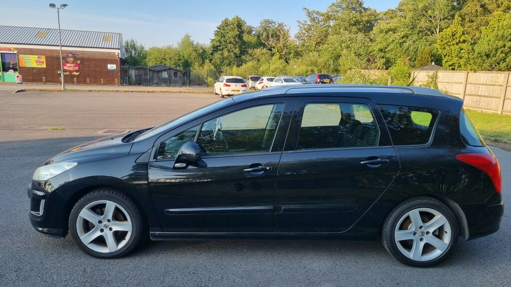 Peugeot 308 SW Sw 1.6 E-hdi Active Ss Red #3